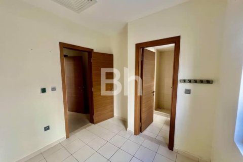 Снять в аренду виллу в Дубай Хилс Эстейт, Дубай: 4 спальни, 464м², № 24291 - фото 12