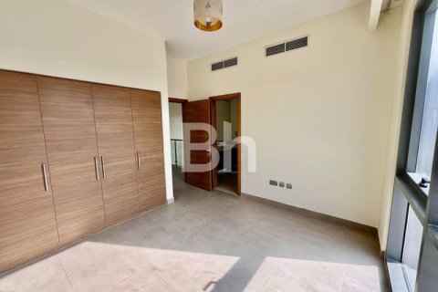 Снять в аренду виллу в Дубай Хилс Эстейт, Дубай: 4 спальни, 464м², № 24291 - фото 8