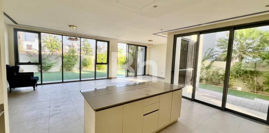 Вилла в Дубай Хилс Эстейт, Дубай, 4 спальни, 464м², № 24291