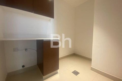 Снять в аренду квартиру в Дубай Хилс Эстейт, Дубай: 2 спальни, 121м², № 24288 - фото 15