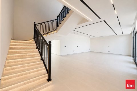 Villa in Jebel Ali, Dubai 5 bedrooms, 935.1 sq.m. № 113575 - photo 4