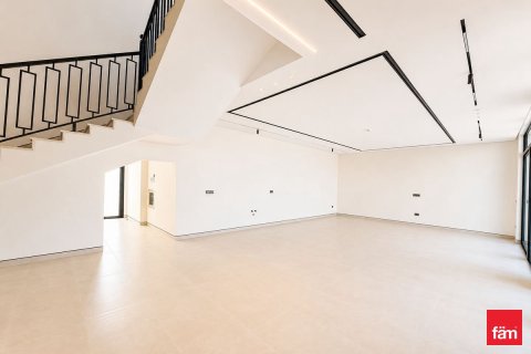 Villa in Jebel Ali, Dubai 5 bedrooms, 935.1 sq.m. № 113575 - photo 5