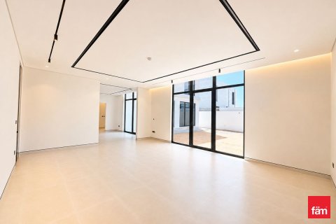 Villa in Jebel Ali, Dubai 5 bedrooms, 935.1 sq.m. № 113575 - photo 7