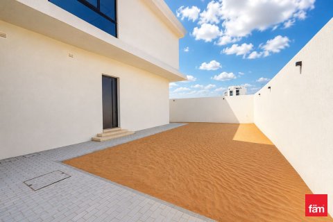 Villa in Jebel Ali, Dubai 5 bedrooms, 935.1 sq.m. № 113575 - photo 16