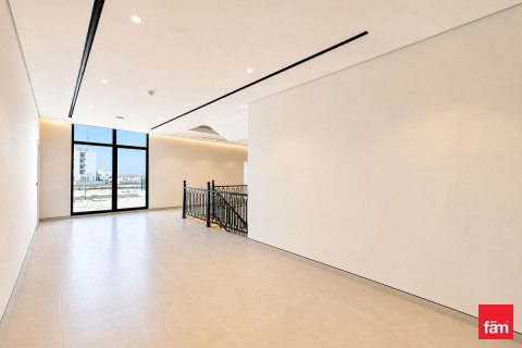 Villa in Jebel Ali, Dubai 5 bedrooms, 935.1 sq.m. № 113575 - photo 9