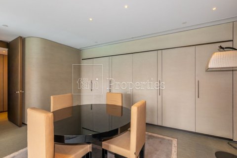 Apartment in Downtown Dubai (Downtown Burj Dubai), Dubai 1 bedroom, 109.8 sq.m. № 113562 - photo 11