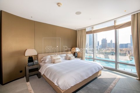 Apartment in Downtown Dubai (Downtown Burj Dubai), Dubai 1 bedroom, 109.8 sq.m. № 113562 - photo 17