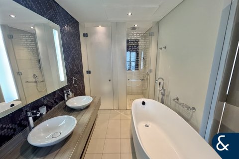 Купить квартиру в DAMAC Towers by Paramount, Бизнес-Бэй, Дубай: 3 спальни, 162м², № 91175 - фото 14