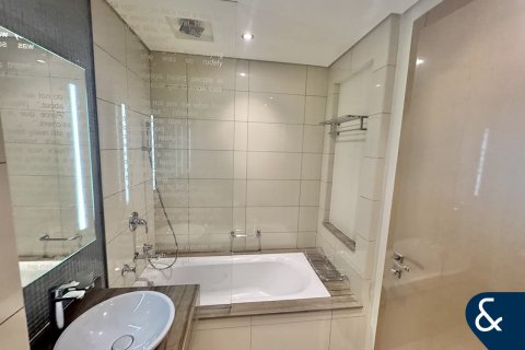 Купить квартиру в DAMAC Towers by Paramount, Бизнес-Бэй, Дубай: 3 спальни, 162м², № 91175 - фото 9