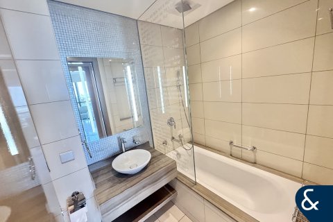 Купить квартиру в DAMAC Towers by Paramount, Бизнес-Бэй, Дубай: 3 спальни, 162м², № 91175 - фото 8