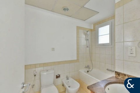 Купить виллу в Springs 14, The Springs, Дубай: 2 спальни, 167м², № 91179 - фото 13