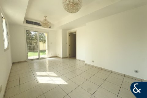 Купить виллу в Springs 14, The Springs, Дубай: 2 спальни, 167м², № 91179 - фото 5