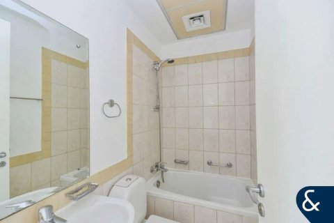 Купить виллу в Springs 14, The Springs, Дубай: 2 спальни, 167м², № 91179 - фото 14