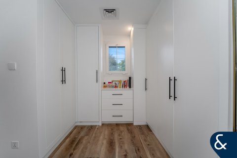 Villa in Arabian Ranches, Dubai 4 bedrooms, 272 sq.m. № 91167 - photo 9