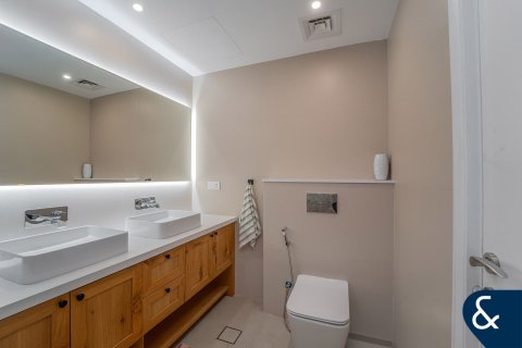 Villa in Arabian Ranches, Dubai 4 bedrooms, 272 sq.m. № 91167 - photo 8