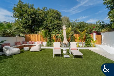 Villa in Arabian Ranches, Dubai 4 bedrooms, 272 sq.m. № 91167 - photo 17