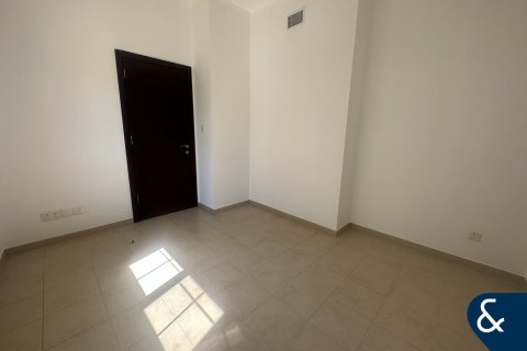 Купить виллу в Арабиан Ранчес, Дубай: 4 спальни, 293м², № 91174 - фото 11