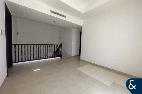 Купить виллу в Арабиан Ранчес, Дубай: 4 спальни, 293м², № 91174 - фото 8