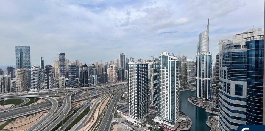 Квартира в Джумейра Лейк Тауэрс, Дубай, 3 спальни, 181м², № 91178