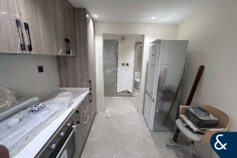 Купить квартиру в Джумейра Лейк Тауэрс, Дубай: 3 спальни, 181м², № 91178 - фото 6