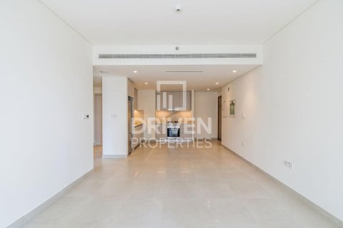 Apartamento en EMAAR Beachfront, Dubai Harbour, Dubai, 1 dormitorio, 76.09 m², № 140399 - foto 5