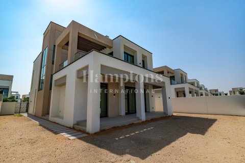 Villa en Arabian Ranches 3, Dubai, 4 dormitorios, 447.99963369 m², № 84023 - foto 26