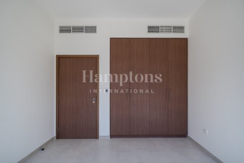 Villa en Arabian Ranches 3, Dubai, 4 dormitorios, 447.99963369 m², № 84023 - foto 13