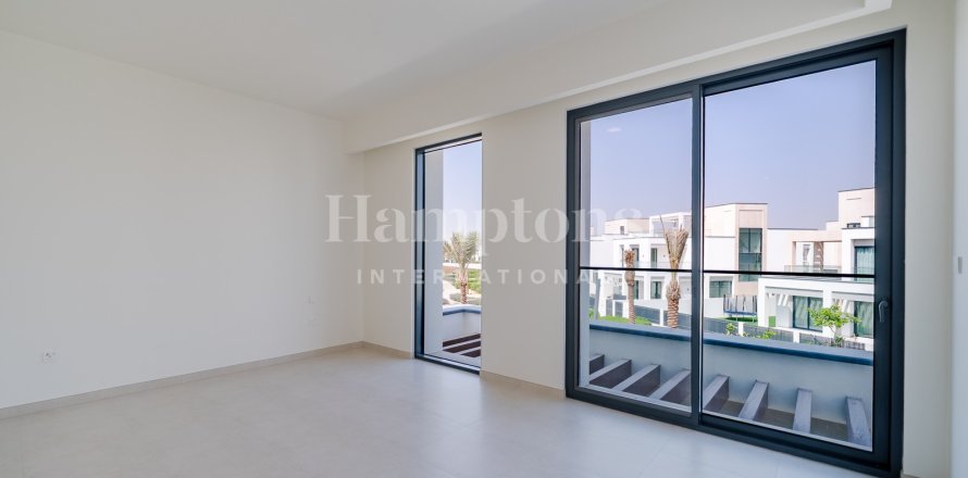 Villa en Arabian Ranches 3, Dubai, 4 dormitorios, 448 m², № 84023