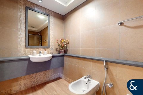 Apartment in DIFC, Dubai 1 bedroom, 106 sq.m. № 76815 - photo 6