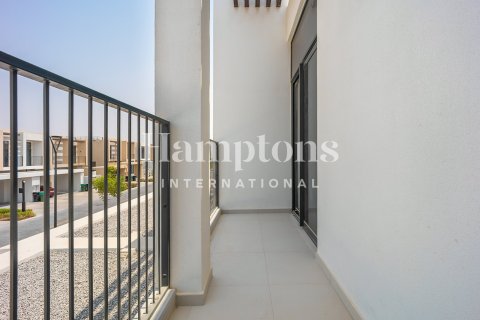Villa in Dubai South (Dubai World Central), Dubai 3 bedrooms, 190.544 sq.m. № 96000