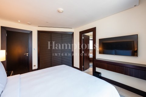 Apartment in Downtown Dubai (Downtown Burj Dubai), Dubai 2 bedrooms, 171.68009885 sq.m. № 95997 - photo 18