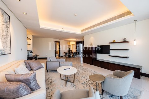 Apartment in Downtown Dubai (Downtown Burj Dubai), Dubai 2 bedrooms, 171.68009885 sq.m. № 95997 - photo 9