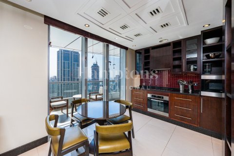 Apartment in Downtown Dubai (Downtown Burj Dubai), Dubai 2 bedrooms, 171.68009885 sq.m. № 95997 - photo 6
