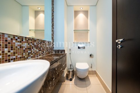 Apartment in Downtown Dubai (Downtown Burj Dubai), Dubai 2 bedrooms, 171.68009885 sq.m. № 95997 - photo 10