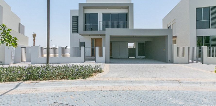 Villa in Dubai Hills Estate, Dubai 5 bedrooms, 288 sq.m. № 115819