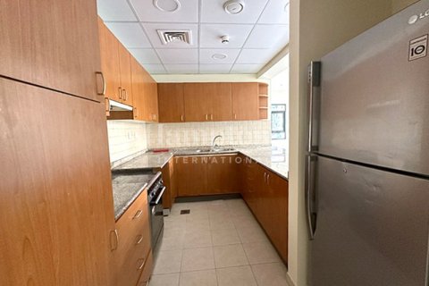 Appartement à Greens, Dubai, 3 chambres, 166.38927300 m², № 63332 - photo 1