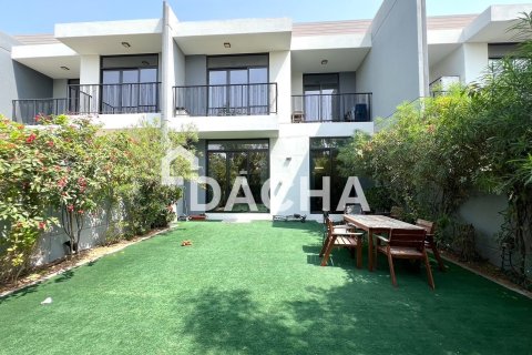 Townhouse in Green Community Motor City, Motor City, Dubai 3 bedrooms, 240 sq.m. № 109691 - photo 19