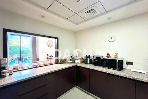 Townhouse in Green Community Motor City, Motor City, Dubai 3 bedrooms, 240 sq.m. № 109691 - photo 3