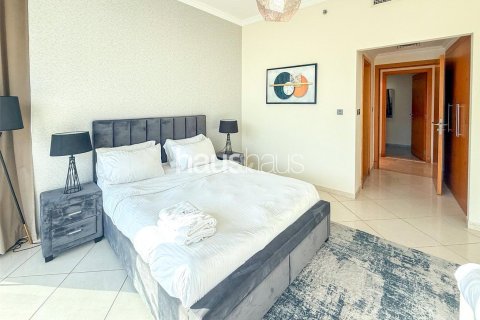 Apartment in Dubai Marina, Dubai 3 bedrooms, 214 sq.m. № 43542 - photo 9