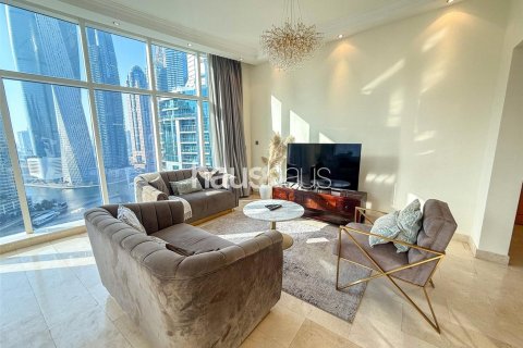 Apartment in Dubai Marina, Dubai 3 bedrooms, 214 sq.m. № 43542 - photo 1