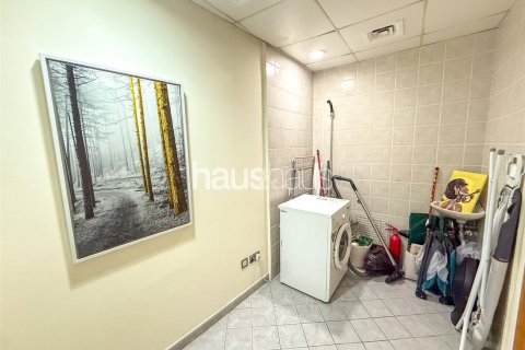 Apartment in Dubai Marina, Dubai 3 bedrooms, 214 sq.m. № 43542 - photo 18