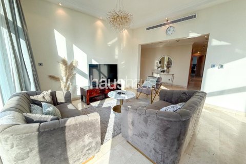Apartment in Dubai Marina, Dubai 3 bedrooms, 214 sq.m. № 43542 - photo 19