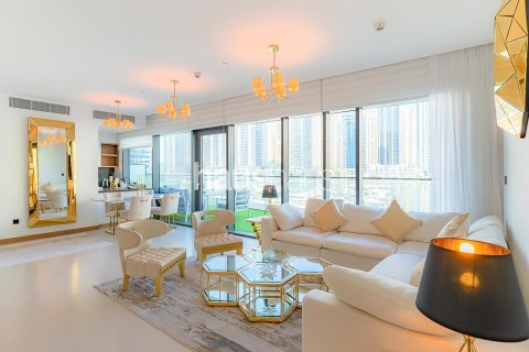 Купить квартиру в Дубай Марине, Дубай: 2 спальни, 192м², № 43553 - фото 2