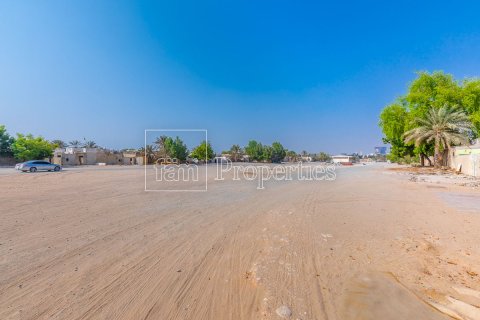 Land in Al Wasl, Dubai 930.4 sq.m. № 85857 - photo 2