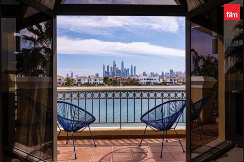 Villa en Palm Jumeirah, Dubai, 5 dormitorios, 623.2 m², № 123451 - foto 7