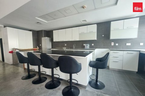 Penthouse à Business Bay, Dubai, 1 chambre, 188.9 m², № 123452 - photo 10