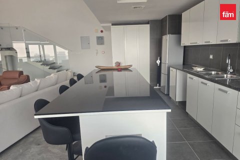 Penthouse à Business Bay, Dubai, 1 chambre, 188.9 m², № 123452 - photo 11