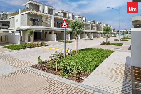 Maison de ville à Dubai, 3 chambres, 112.2 m², № 123453 - photo 16