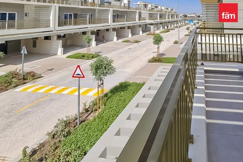 Maison de ville à Dubai, 3 chambres, 112.2 m², № 123453