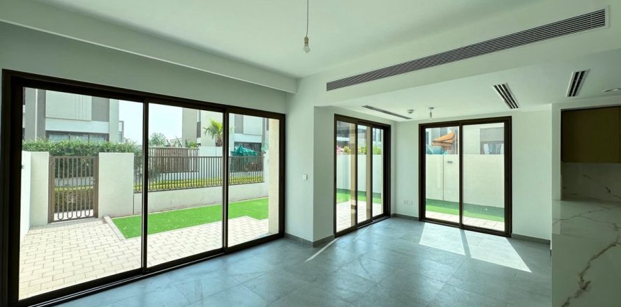 Maison de ville à Dubai, 4 chambres, 244.6 m², № 123455